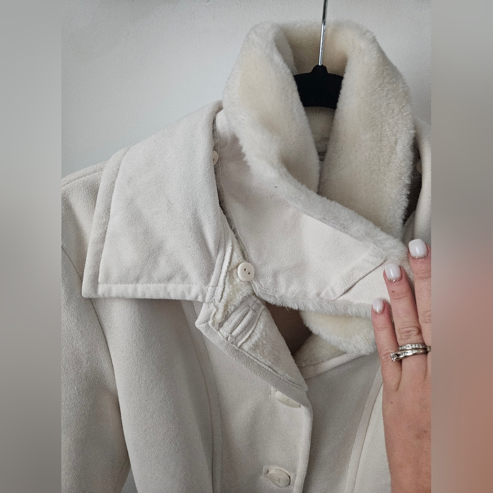 Jacket - Picture 3 of 6